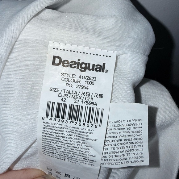 Desigual Black & White Mandala Graphic Dress Size 42 L - Picture 6 of 10